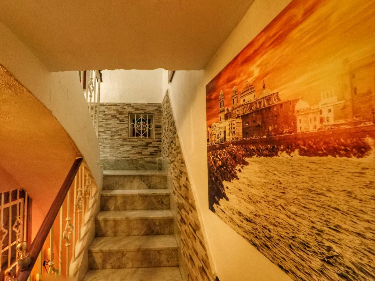 קדיז Spanish Galleon Lodge מראה חיצוני תמונה