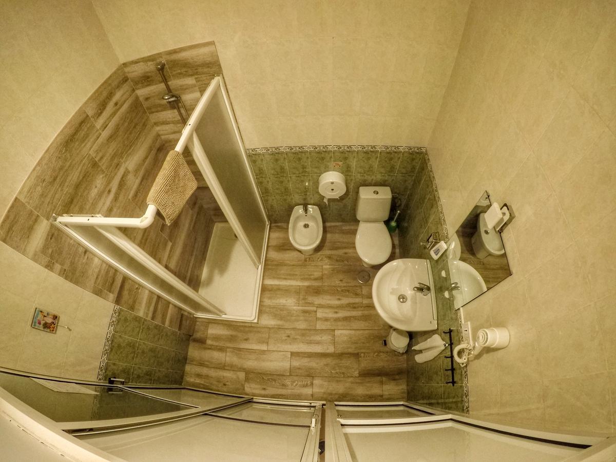 קדיז Spanish Galleon Lodge מראה חיצוני תמונה
