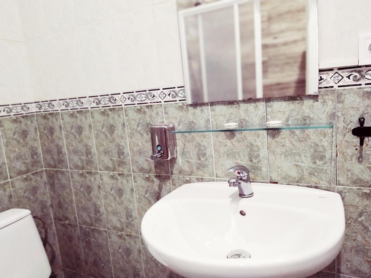 קדיז Spanish Galleon Lodge מראה חיצוני תמונה